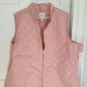 Pink vest, 4x